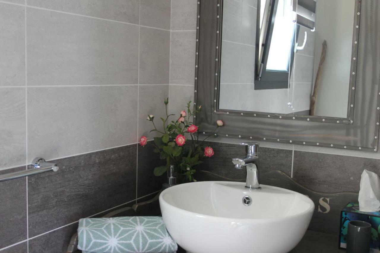Au Fil Des Cevennes Bed and Breakfast Saint-Jean-de-Maruéjols-et-Avéjan Εξωτερικό φωτογραφία